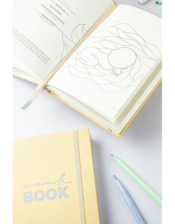 Workbook żółty